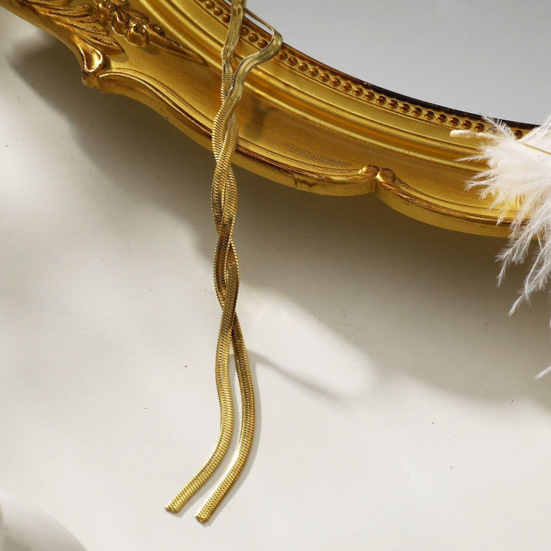 GILMA Intertwined Lariat Chain Necklace