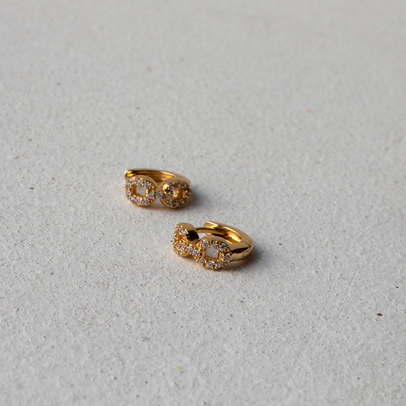 Pavé Cable Chain Huggie Earrings