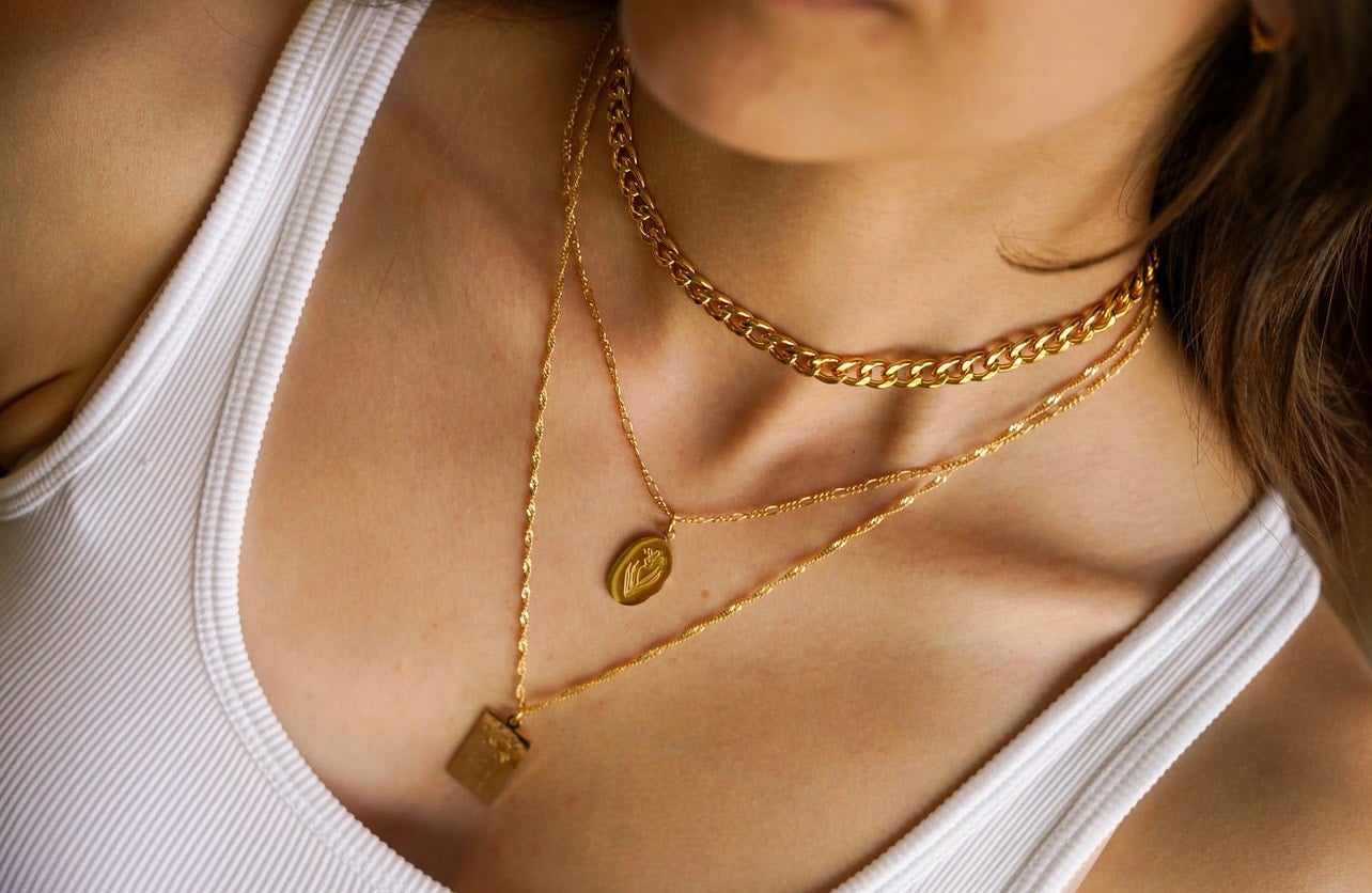Oval Birth Flower Necklace