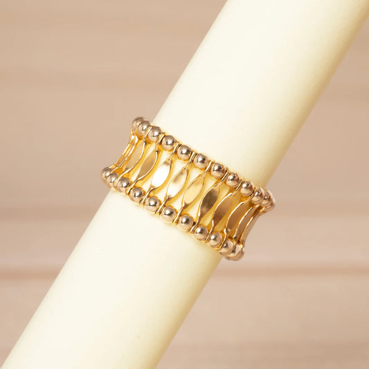 Colonnade Golden Band Ring