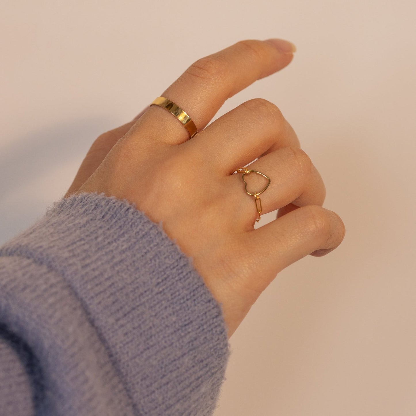 Fall In Love Chain Gold Ring