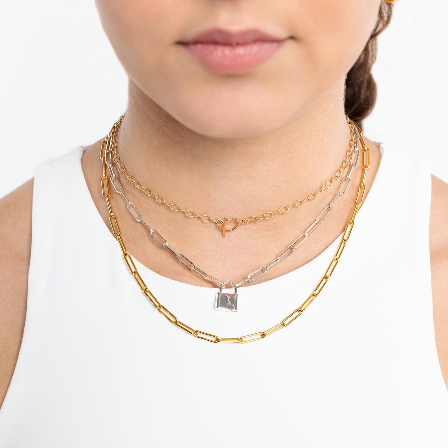 Sparkly Chain Toggle Choker