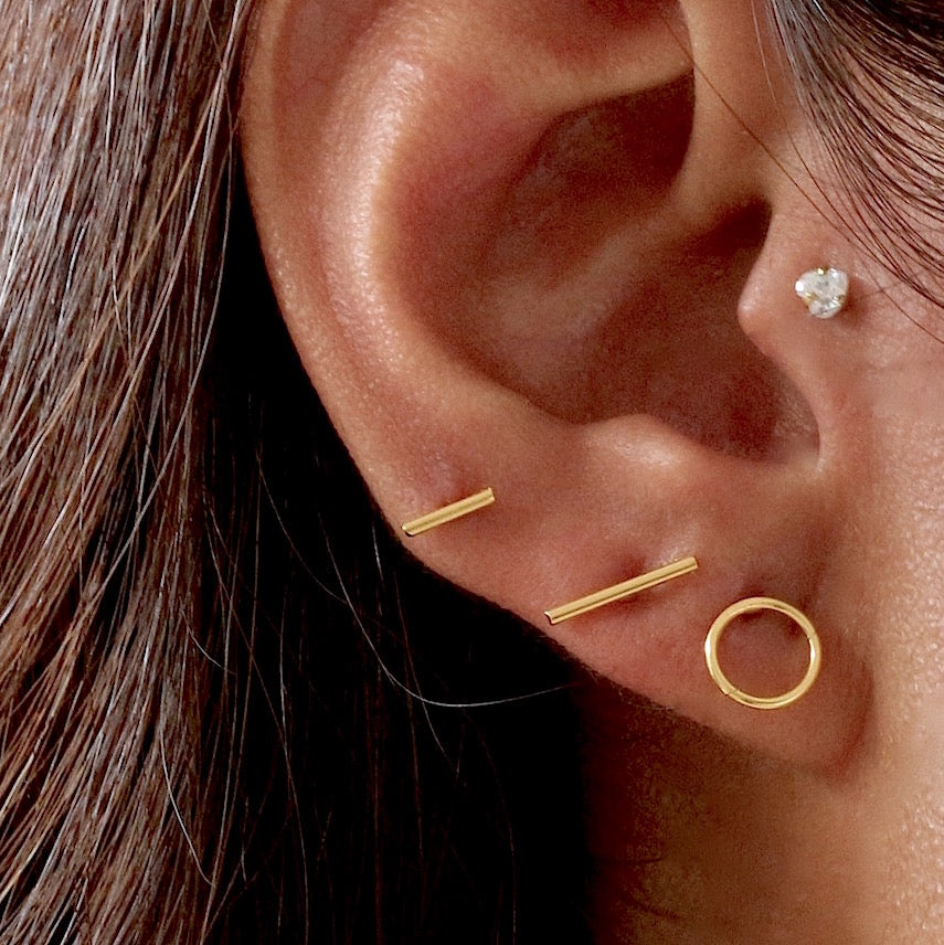 14KGF Bar Stud earrings