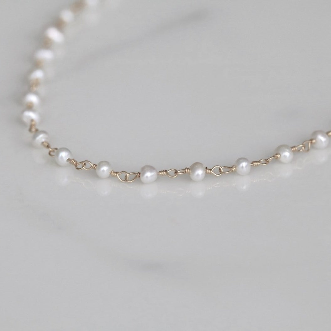 Pearly Choker Necklace