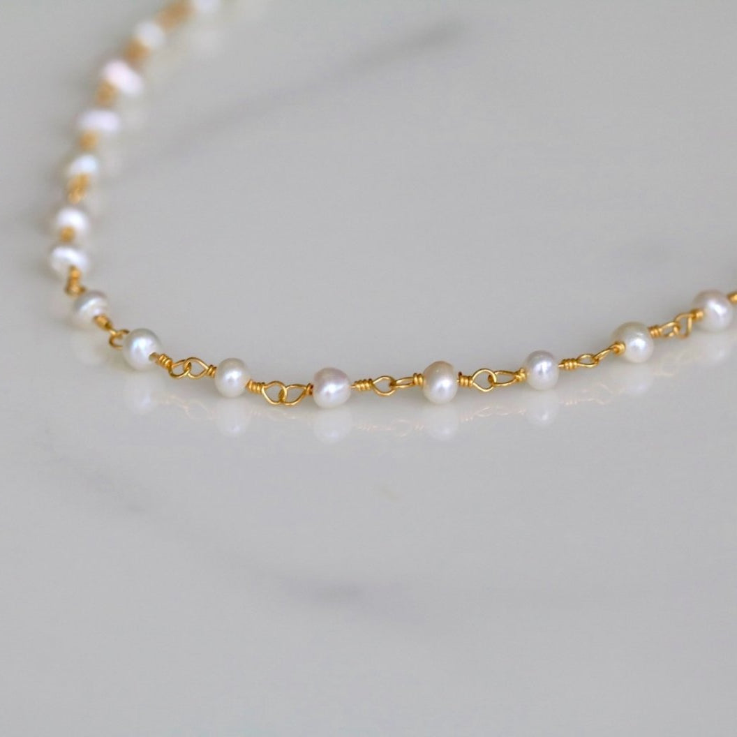 Pearly Choker Necklace